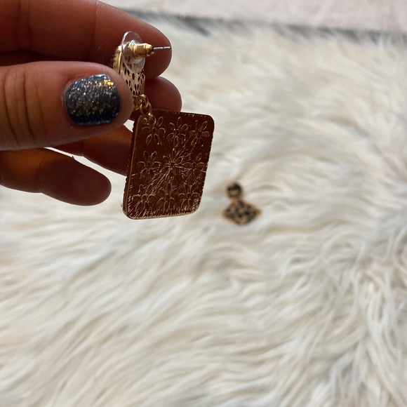 Leopard earrings - Picture 2 of 4